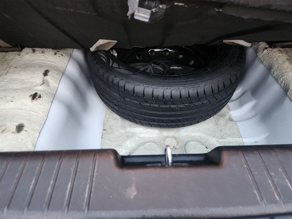 Gentra avtomashinasi sotiladi