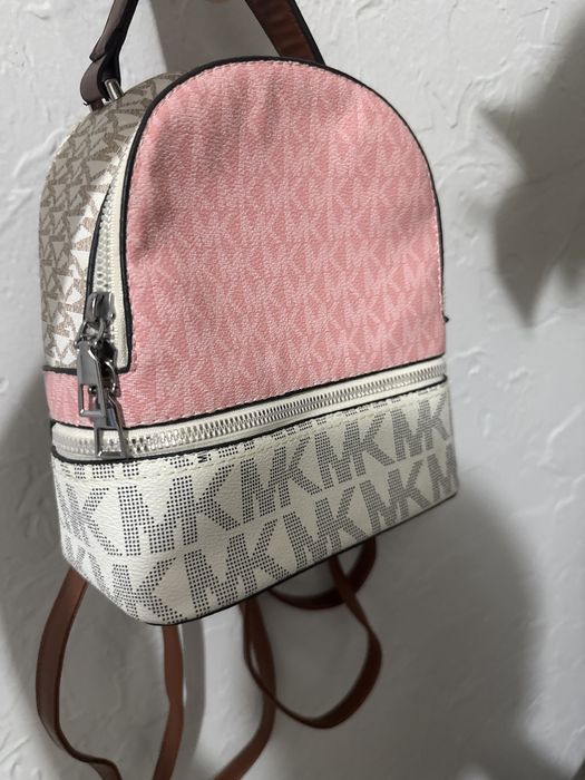 Сумочка женская рюкзак