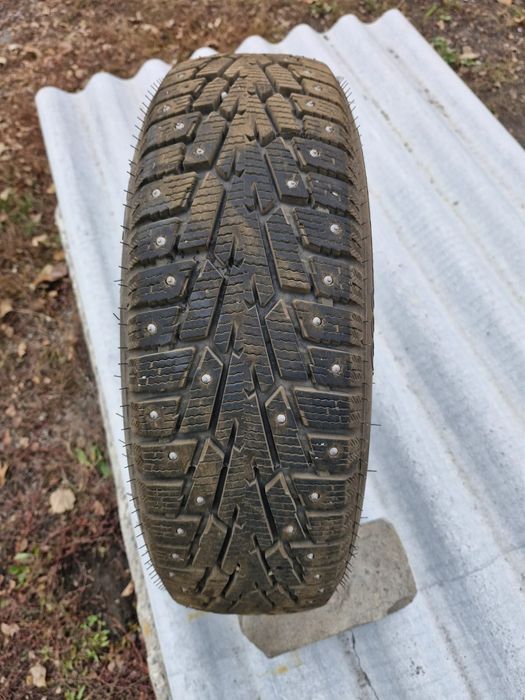 Продам шины почти новые