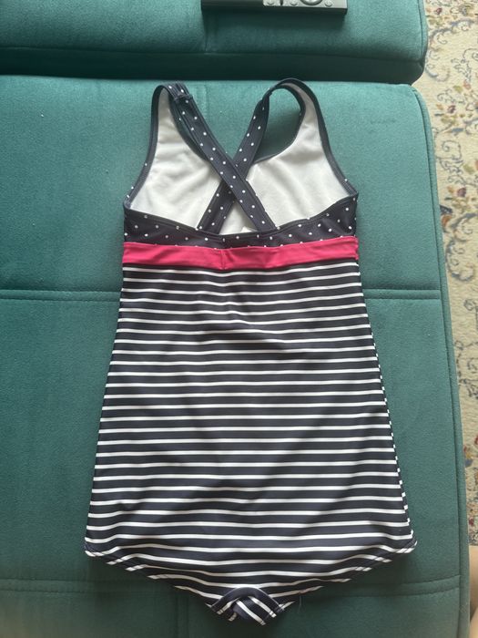 Продам купальник