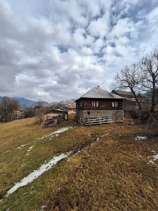 Vand casa cu gradina si curte in Loc. Rodna jud. Bistrita Nasaud
