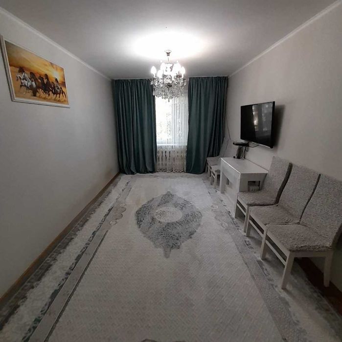 продам 3 комнатную квартиру по улице Кунаева