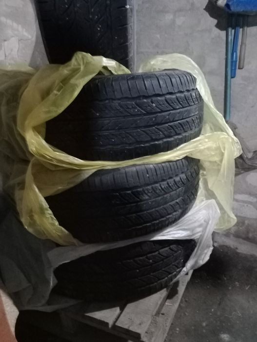 Продам шины Toyo 265/65/17