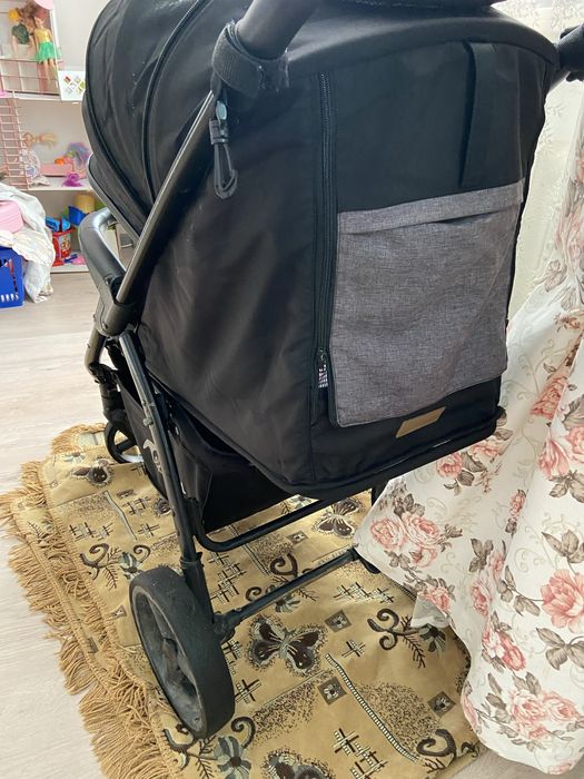 Продам коляску фирма Текнум