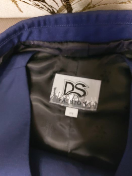 Костюм тройка школьный