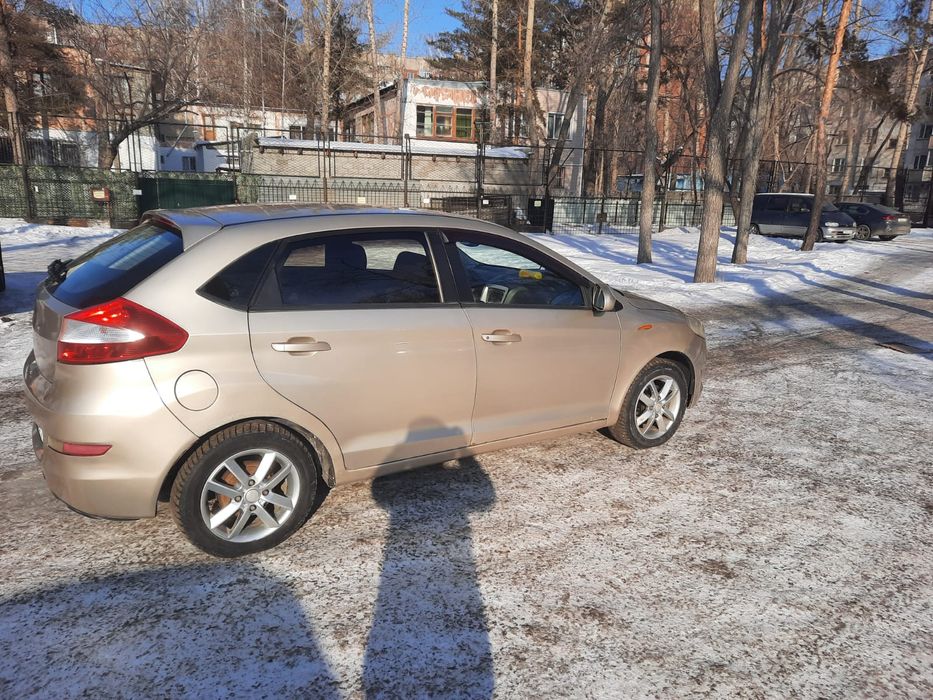 Продам автомобиль    Chery bonus 2012года