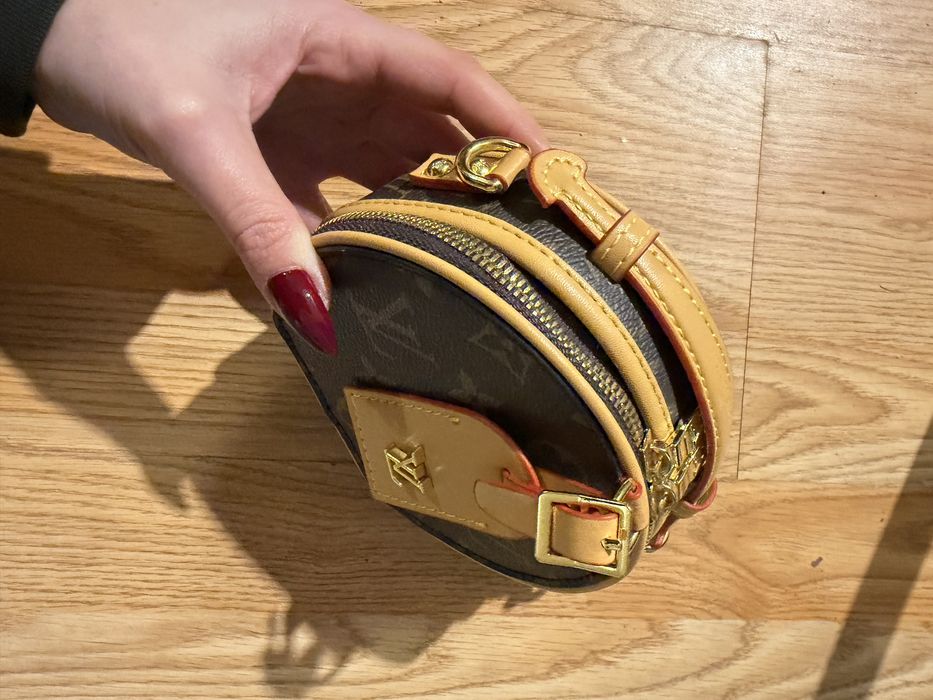 Мини чанта lv, дълга дръжка