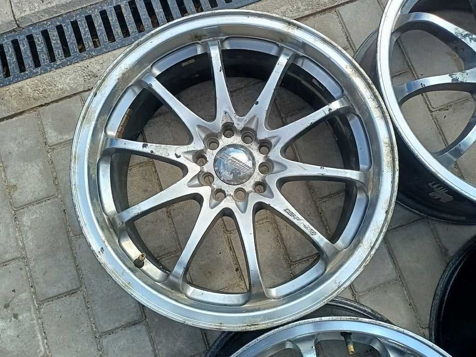 Продам легкосплавные диски