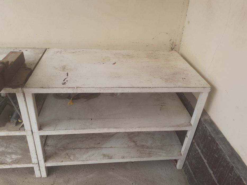 Столы  слесарные