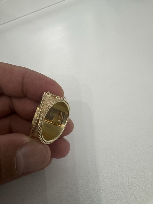 Продам перстень печатку.