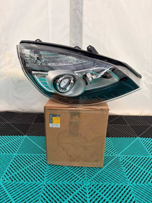 Far dreapta xenon Renault Scenic 2 2006-2010 nou original Renault
