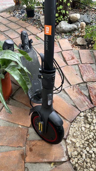 Trotineta electrica Xiaomi Mi Pro 2