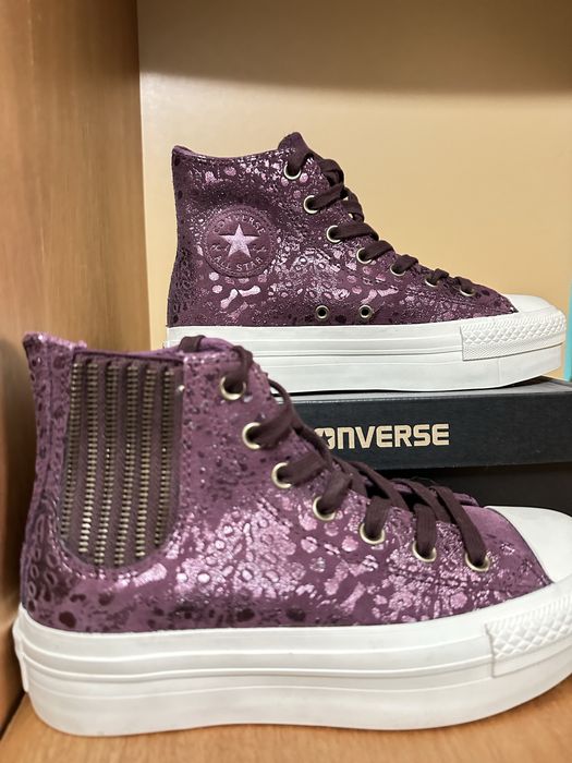 Маратонки- Converse