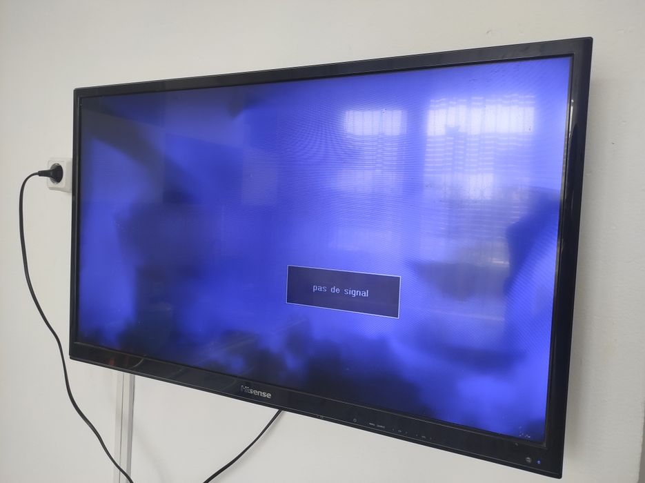 Телевизор жк,  32 диагональ