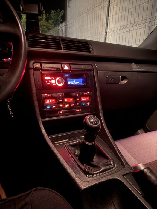 Audi A4 1.9 TDI 130 CP • 2001 • Manuală