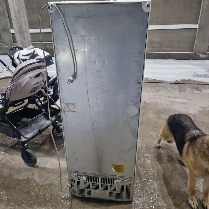 Холодильник бу, в хорошем состоянии