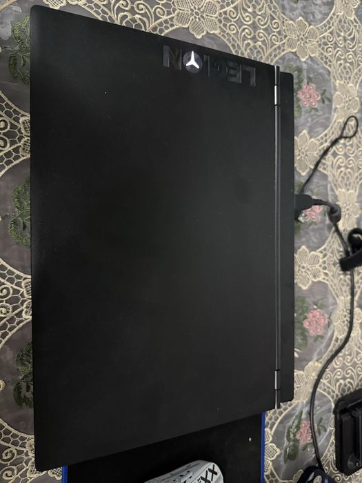 Lenovo Legion  11 pro windw