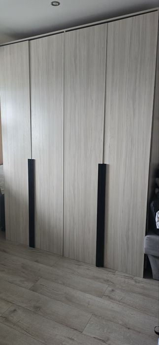 Гардероб малко употребяван