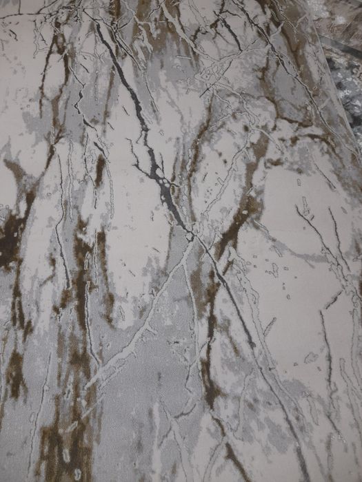 Янги гилам сотилади