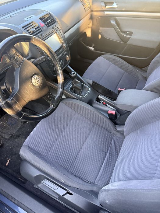 VW Jetta 2.0 TDI 140кс