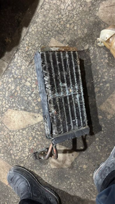 Запчасти на W124