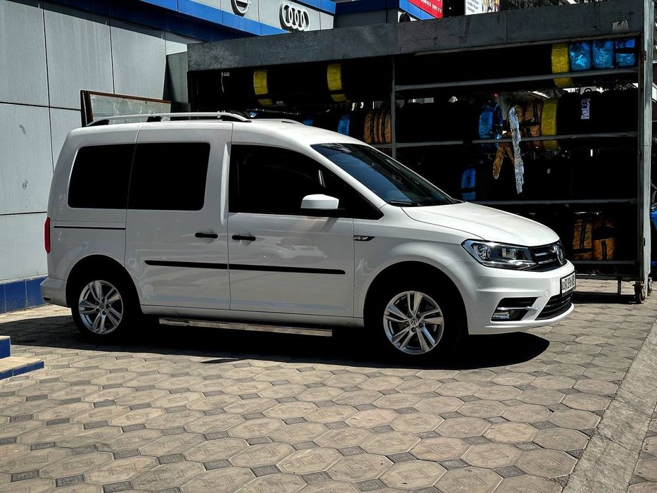 Caddy Volkswagen Подушка Двигателя Оригинал