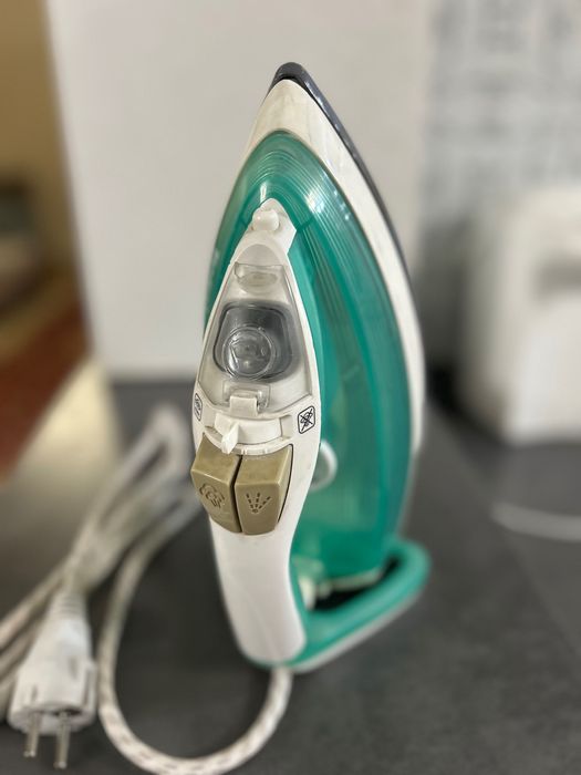 Продам утюг Тефаль