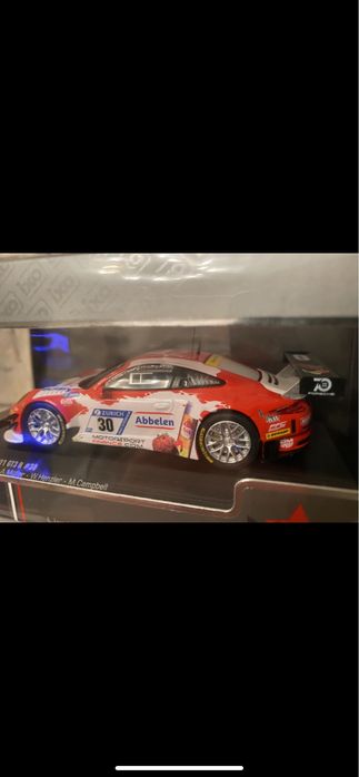 CMR PORSCHE 911 GT3 R #30 machetă auto scara 1:43