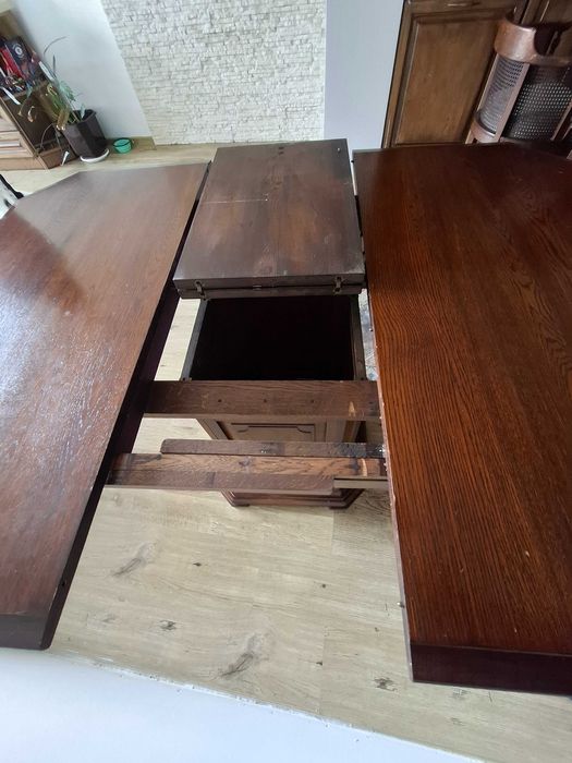 Антикварен Трапезен Комплект