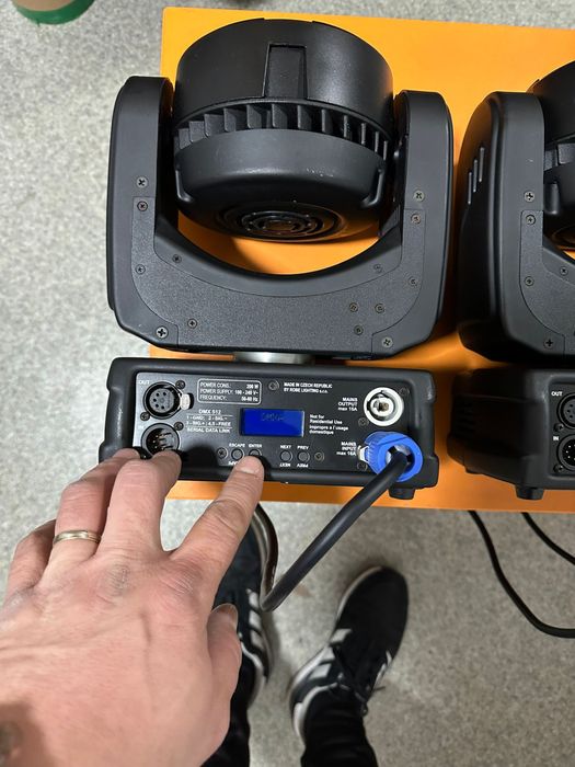 Wash-uri de top impecabile ROBE Robin (lumini, parled, mouvinghead)