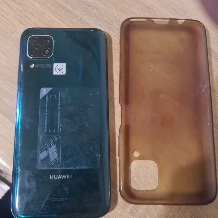 Huawei P40 Lite ciobit crapat