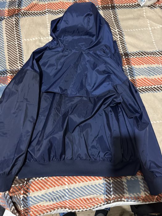 Спортивная куртка Nike дождевик