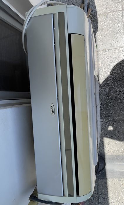 Продавам работещ климатик OSAKA