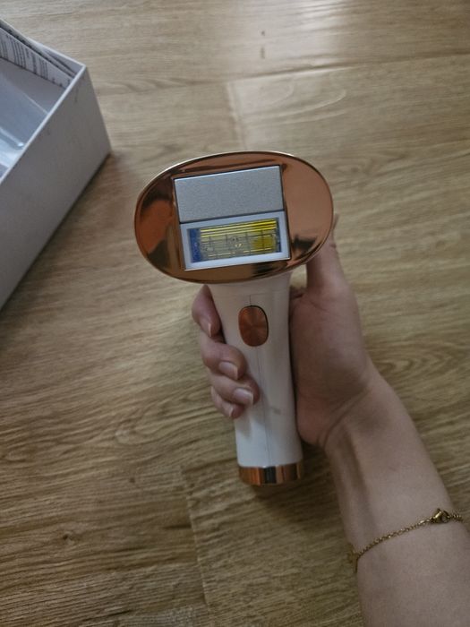 Foto epilatsiya sotiladi yangi karobka 1oygacha tuklarni yoq qiladi