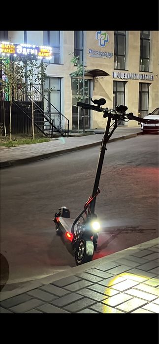 Joyor y10-s электросомакат