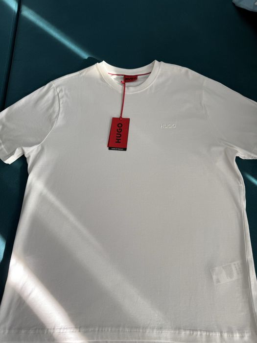 Нова тениска HUGO BOSS