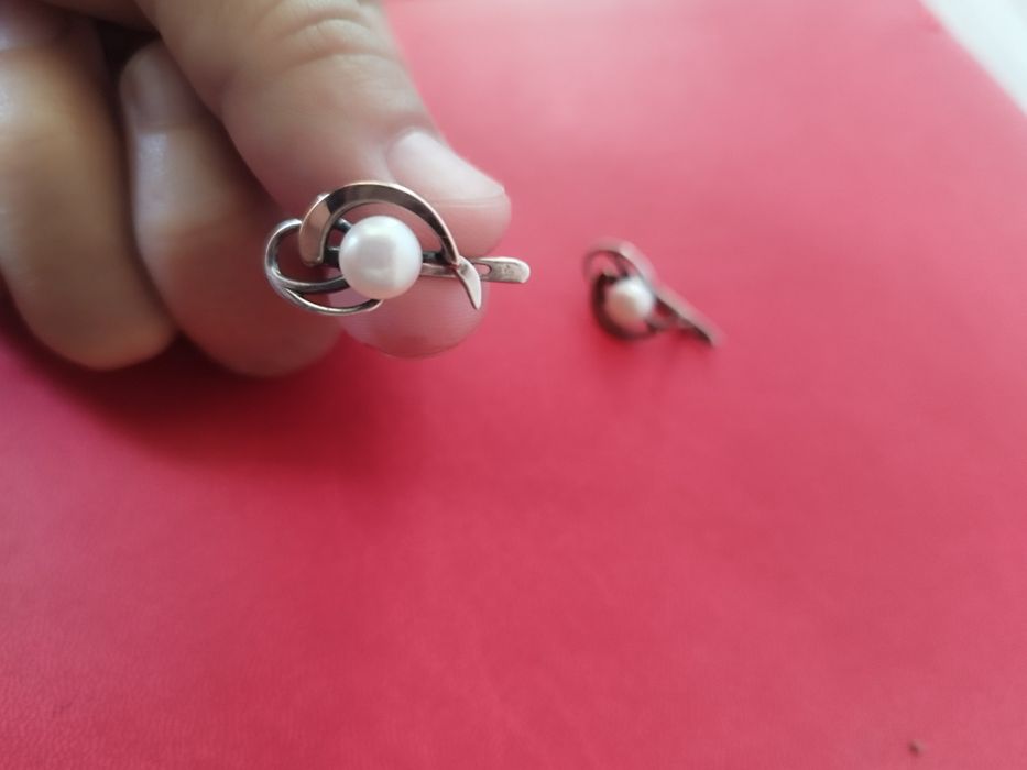 Продам серебряные серьги