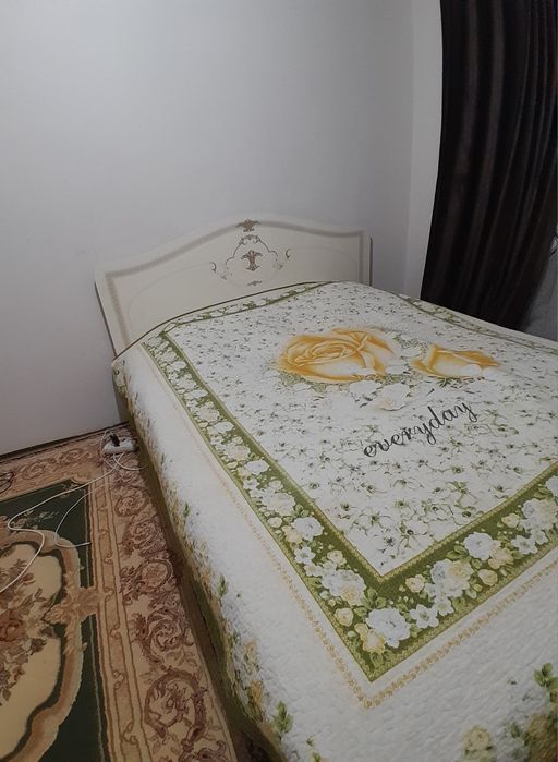 Продам спальный диван