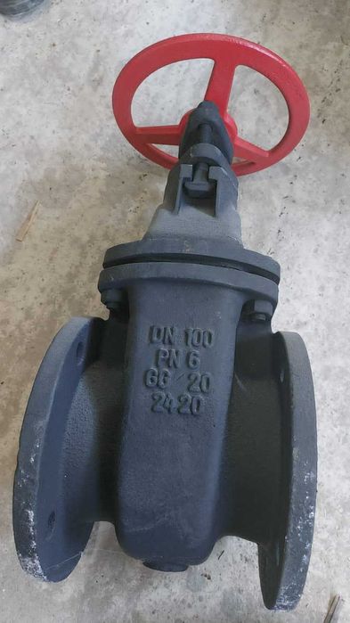 Продам задвижки чугун и сталь от д50-д250 в ассортименте