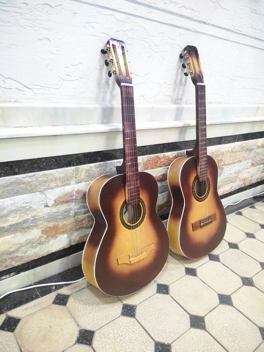 " 3 KUN SUPER NARX "   Rossiyiskiy Gitara  + mediator dastavka pullik