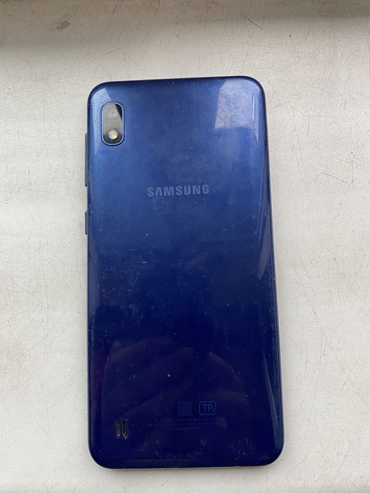 Продам самсунг А10