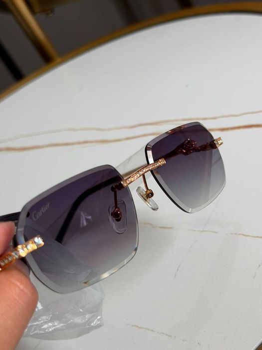 Ochelari de soare Cartier aurii