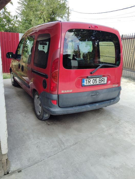 Vând Renault Kangoo
