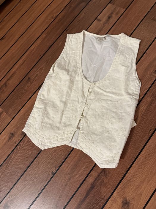 Vesta dama cu broderie 36