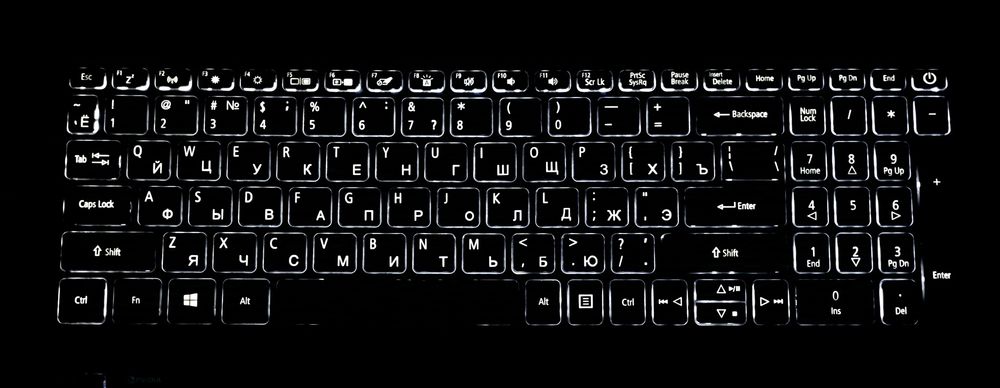 ноутбук Acer Aspire 7