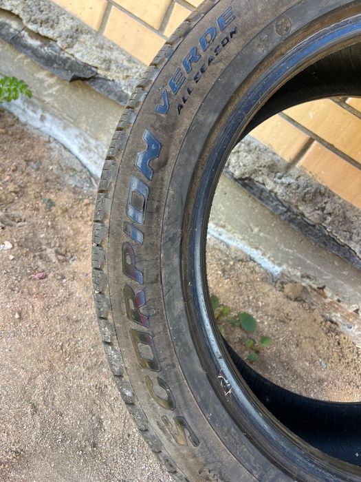 Резина б/у 255/50 R19