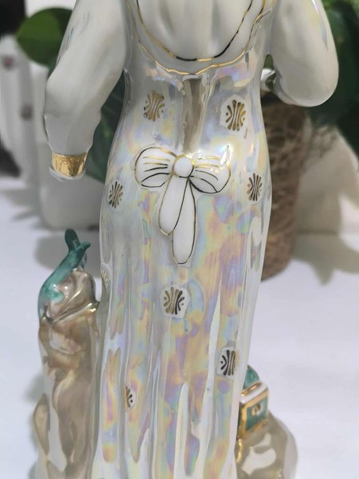 Руски порцелан статуетка Дулево