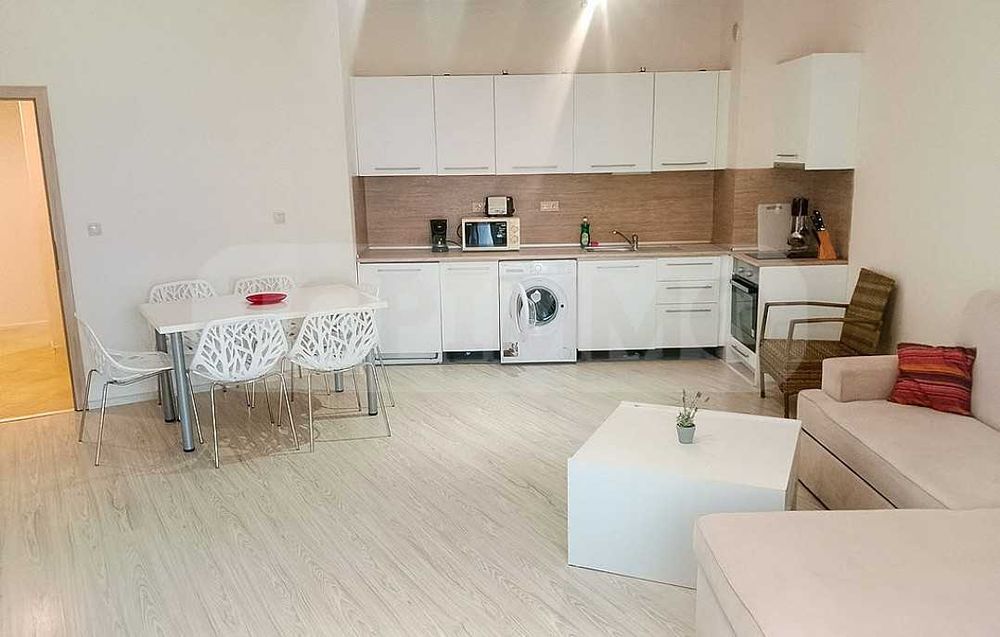 Продава се Тристаен апартамент в Варна, Аспарухово - 107 кв.м за 949 €/кв.м - Снимка #2
