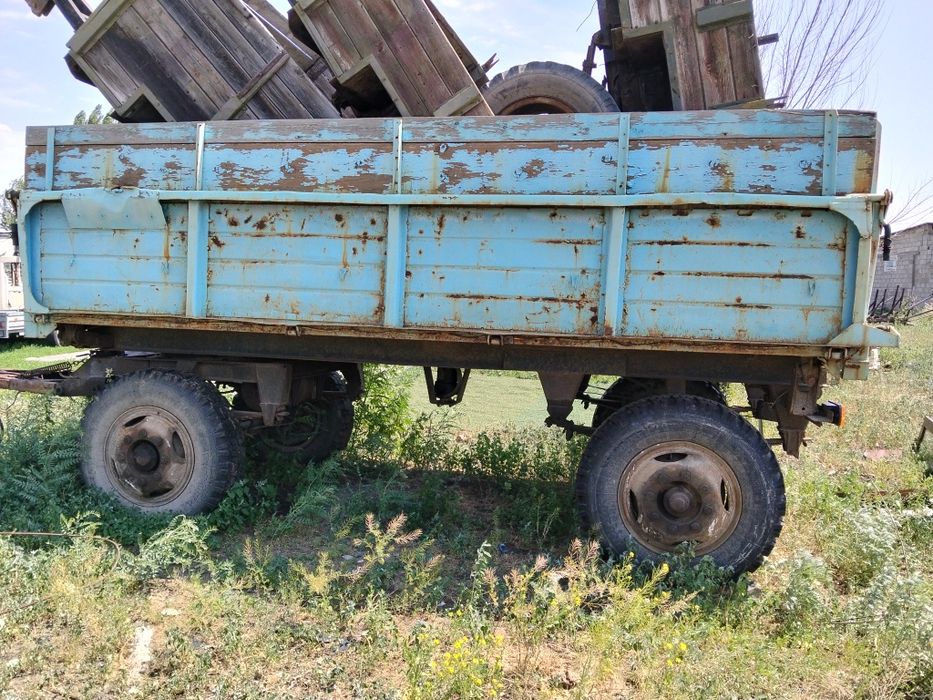 Продам прицеп зил