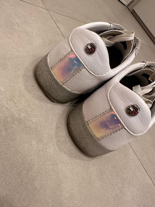 Tommy Hilfiger маратонки